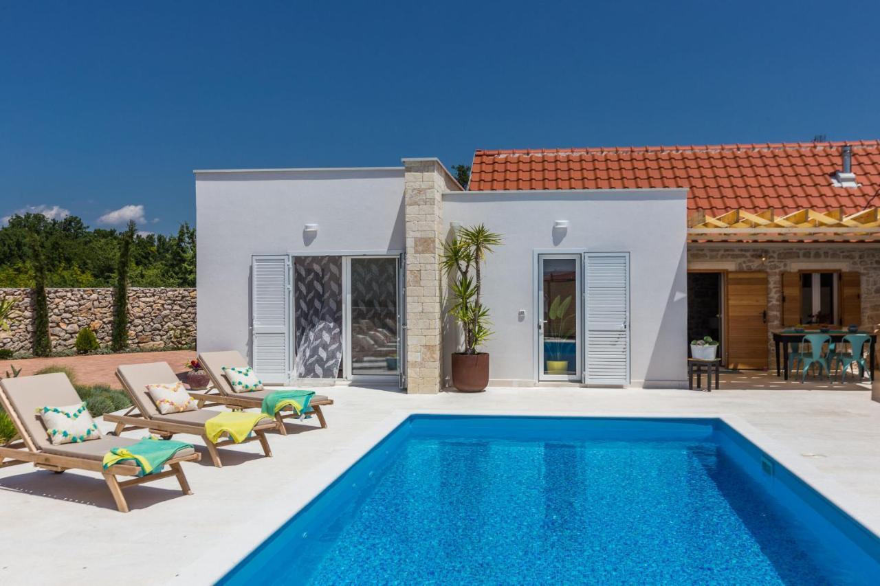 Vila Gallo Galovac  Exterior foto